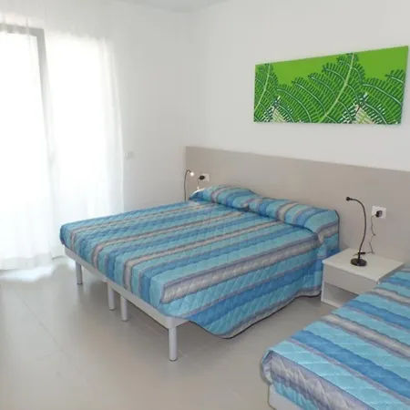 Apartment Sunny Vacation With Private Terraces