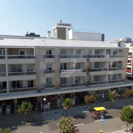 Apartment Sunny Vacation With Private Terraces *