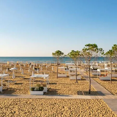 Sunny Vacation With Private Terraces Bibione